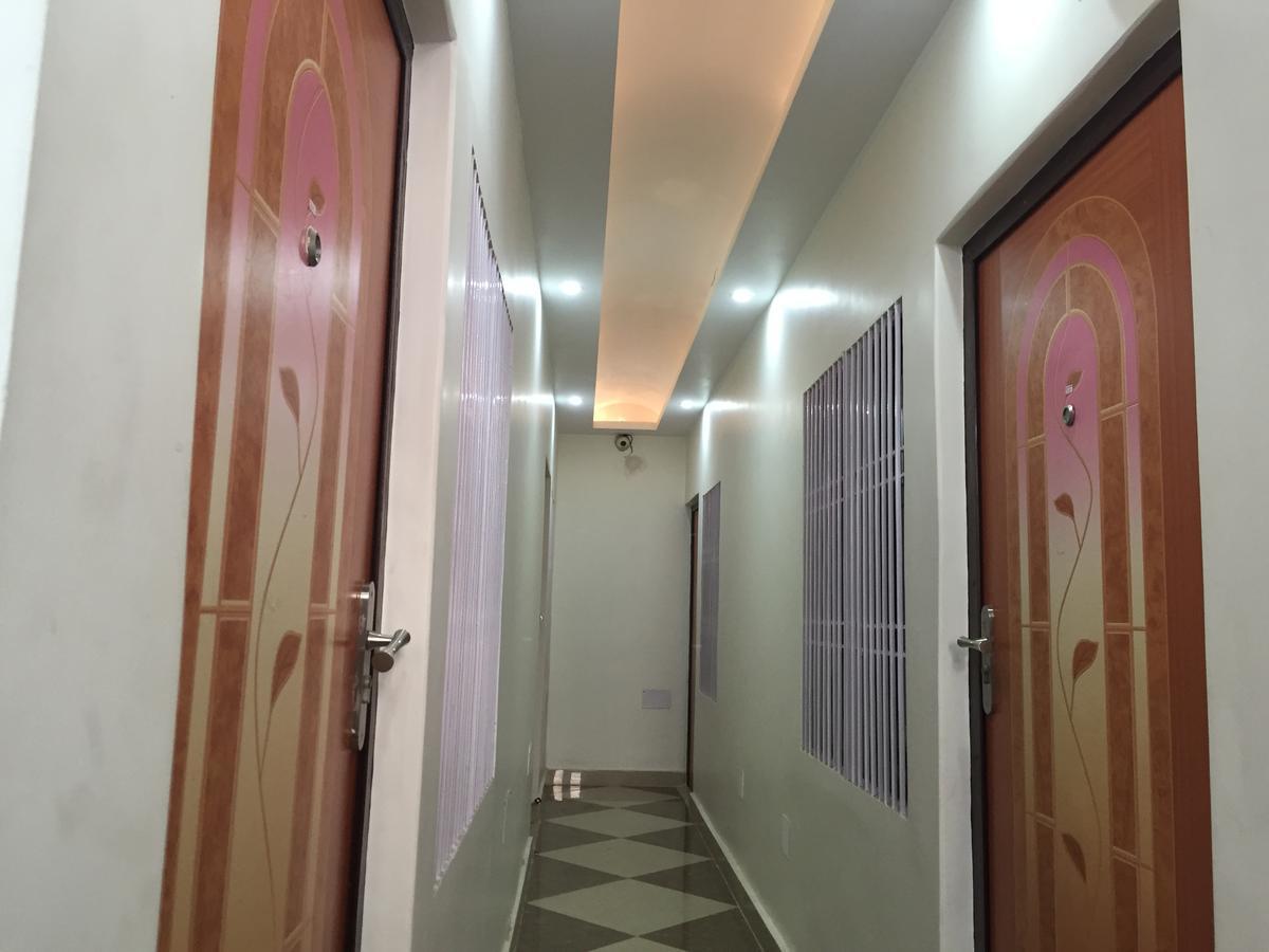Oyo 75627 New Ankit Guest House Váránaszi Kültér fotó